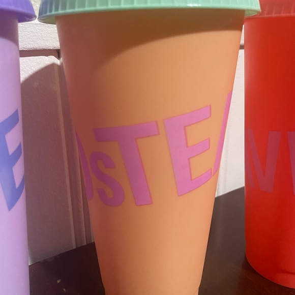 David’s Tea colour changing cold cups - Picture 3 of 4